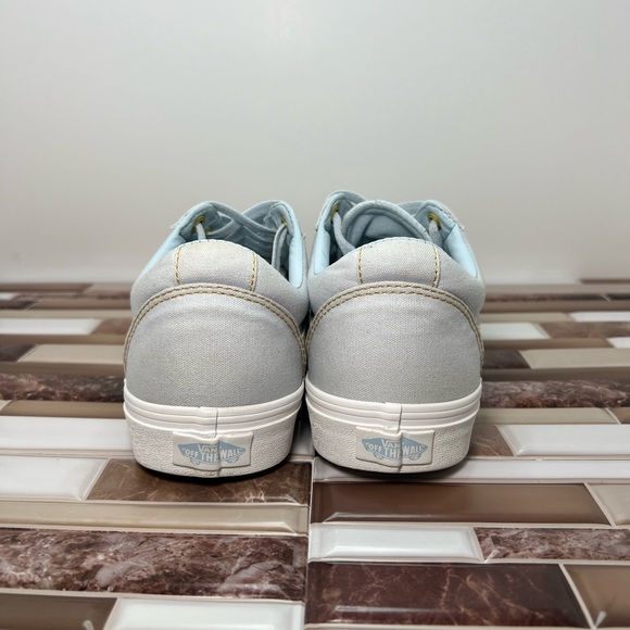 Vans Old Skool Shoe Light Blue with gold eyelet, gold stitching. Women Size 9.5 - Picture 4 of 13